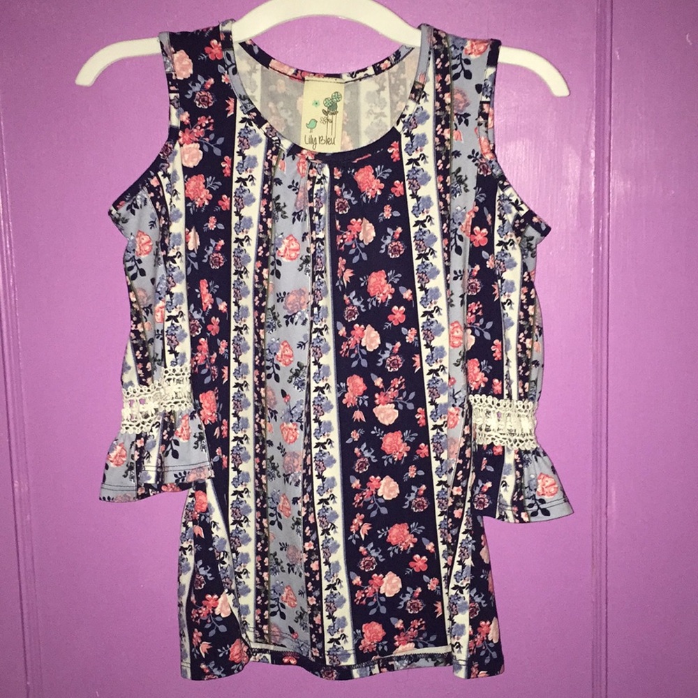 Short off the shoulder shirt